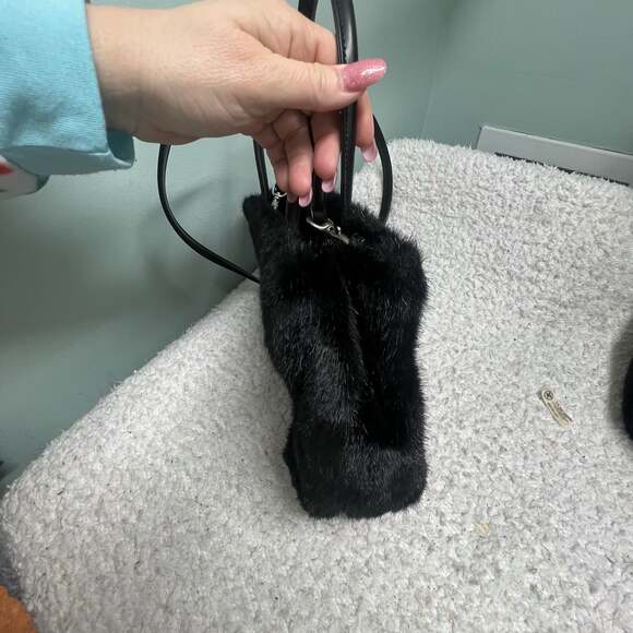 Amanda Smith Black Faux Fur Satchel Crossbody Purse - Picture 11 of 11